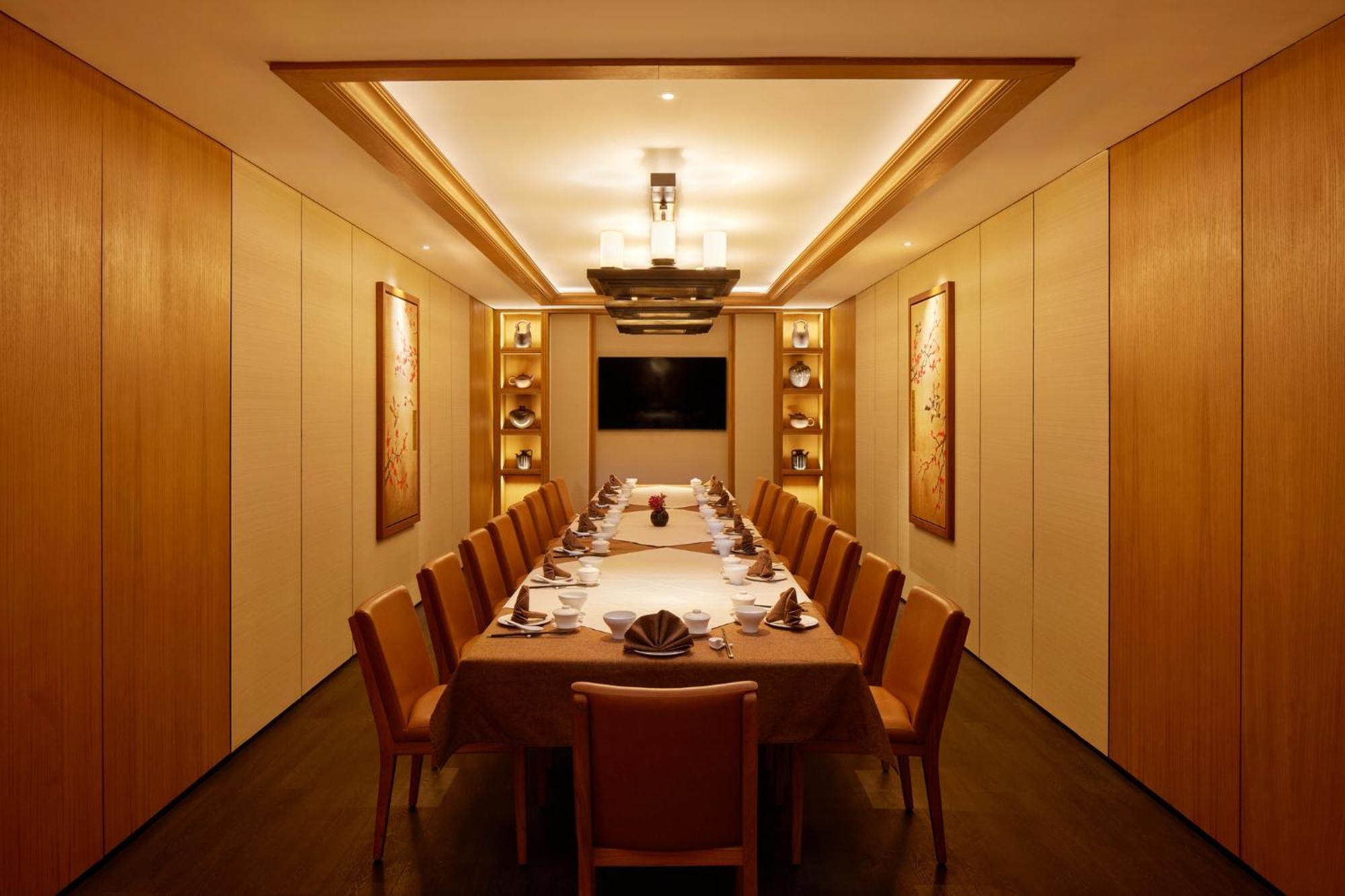 Hotel Tentrem Jakarta Serpong