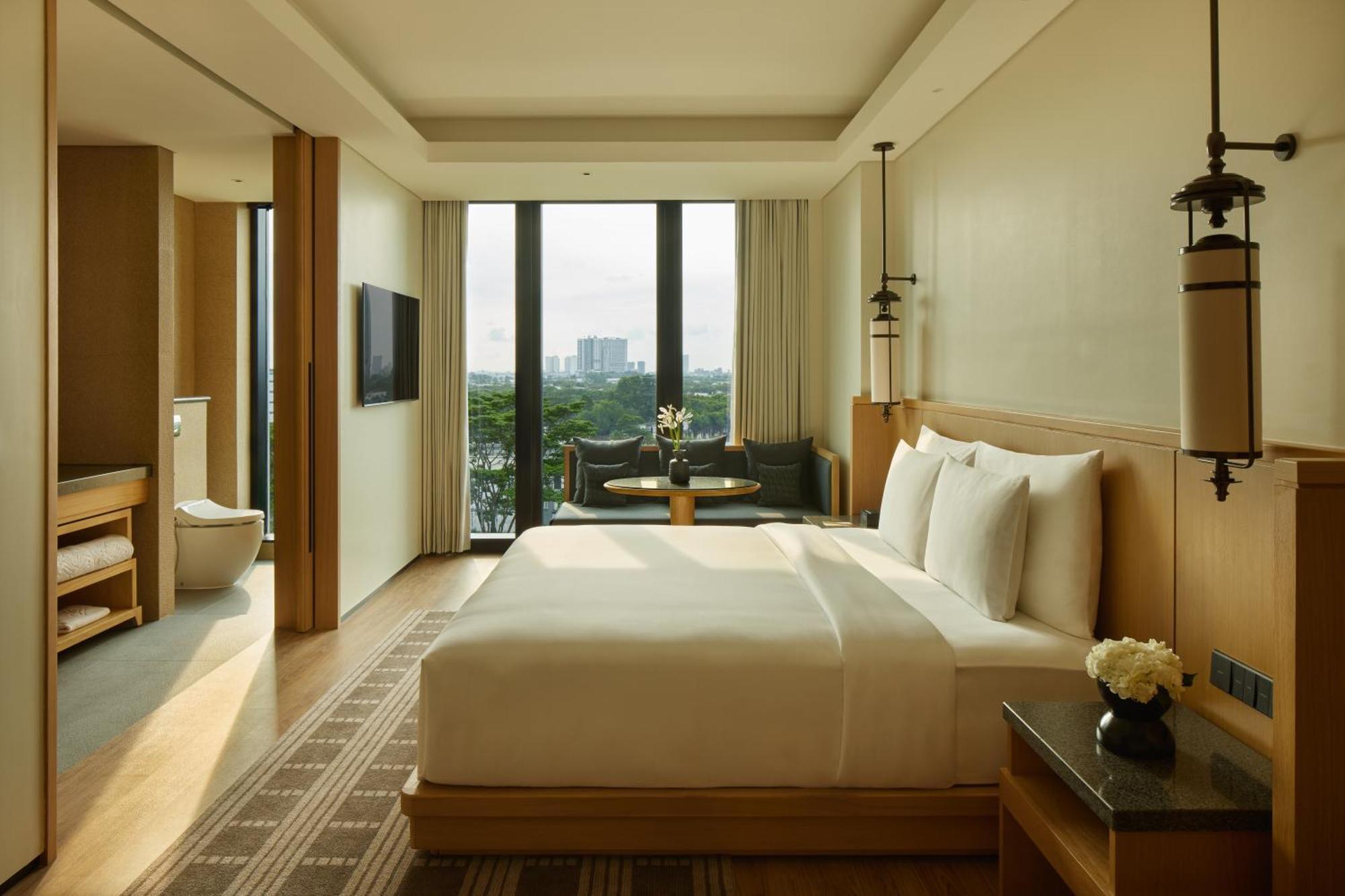 Hotel Tentrem Jakarta 5*